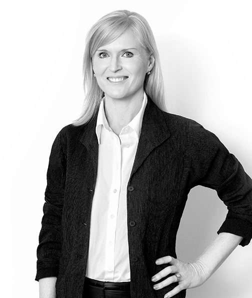 Deb-Bishop-Handler-Member-Portrait