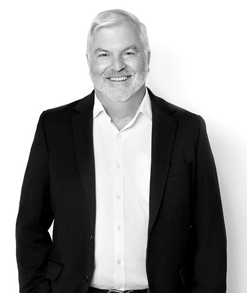 Simon-Cox-Handler-Member-Portrait